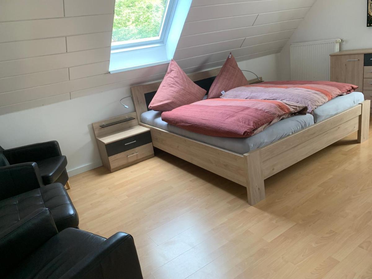 Апартаменты Boardinghouse Saargau Uberherrn Экстерьер фото